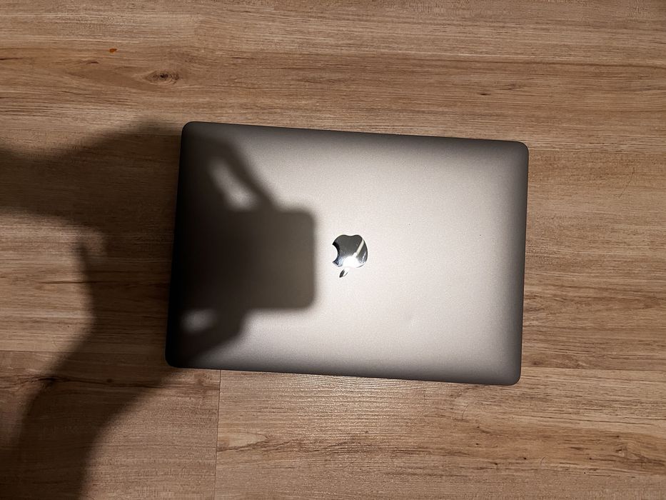 Macbook Air A2337 M1 16 1TBSSD Apple Laptop