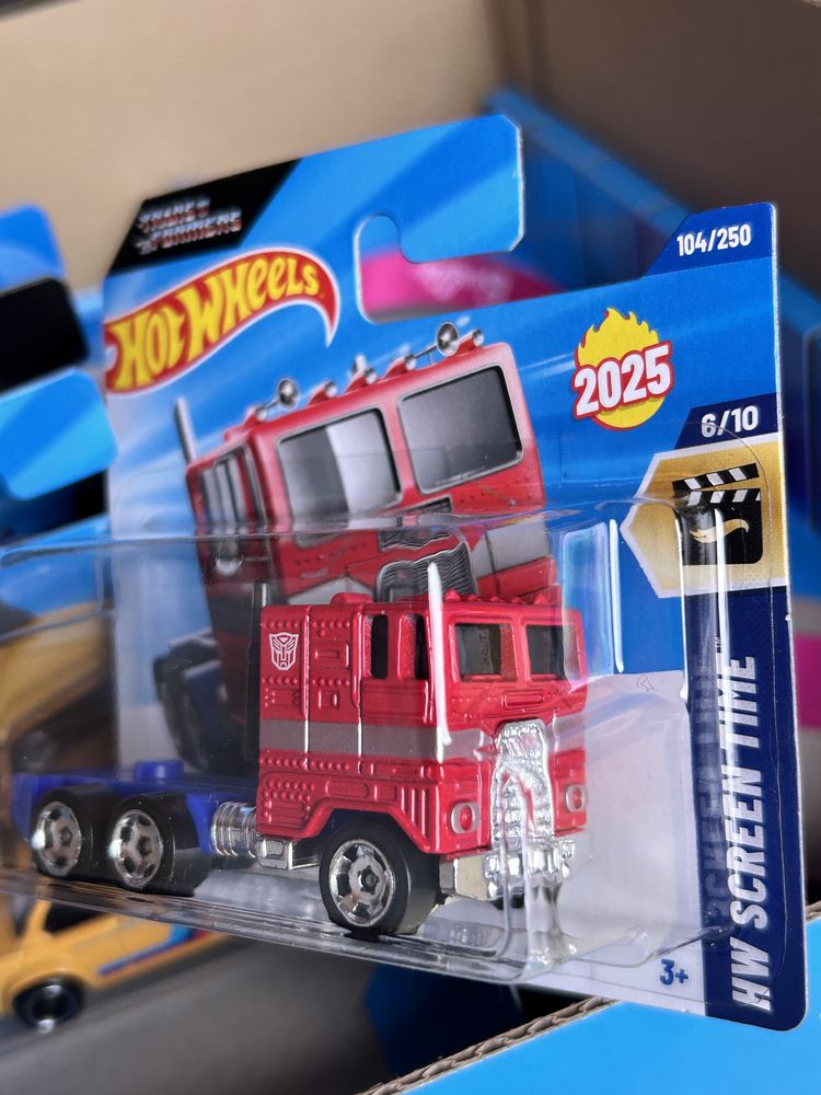 Hot Wheels OPTIMUS PRIME (2025) transformers