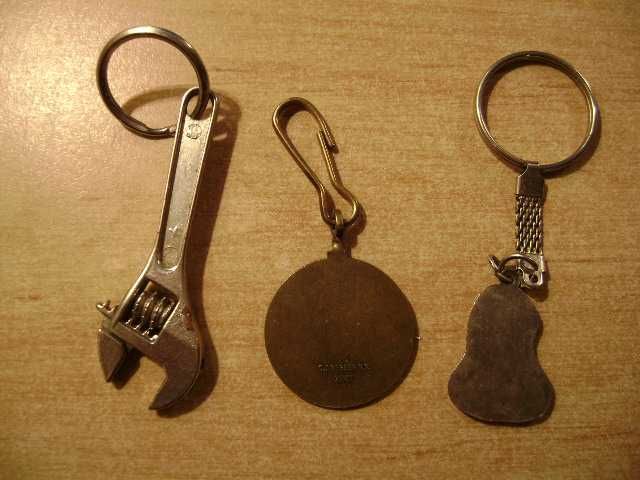 Starocie z PRL - Zestaw 3 breloczki kolekcjonerskie do wyboru TANIO