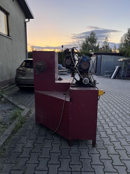 Maszyna do szorstkowania opon - wyząbkowanych