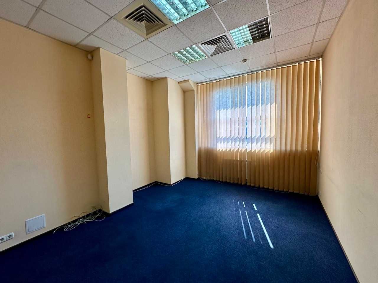 Офіс в БЦ, 30 м.кв, Поділ. М. Почайна. Власник