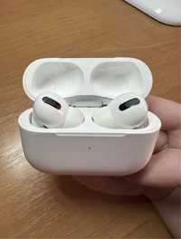 Наушники Apple AirPods Pro with MagSafe Charging Case