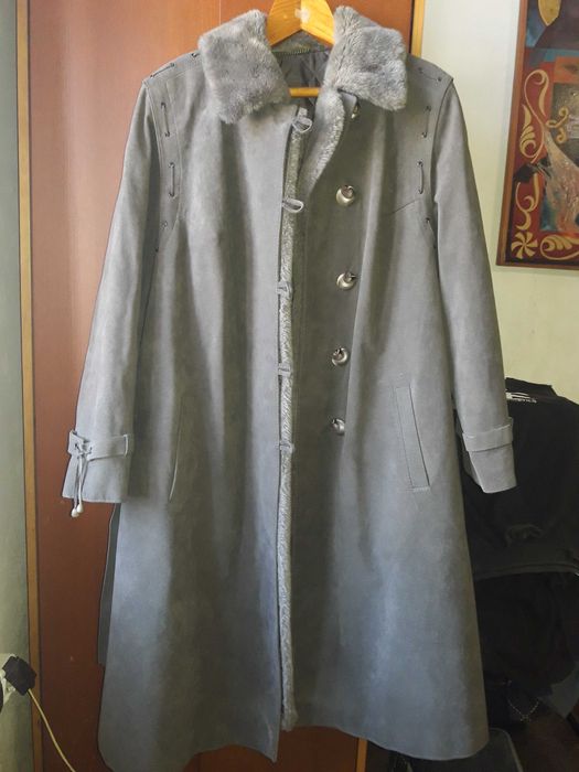 Жіноче зимове пальто
