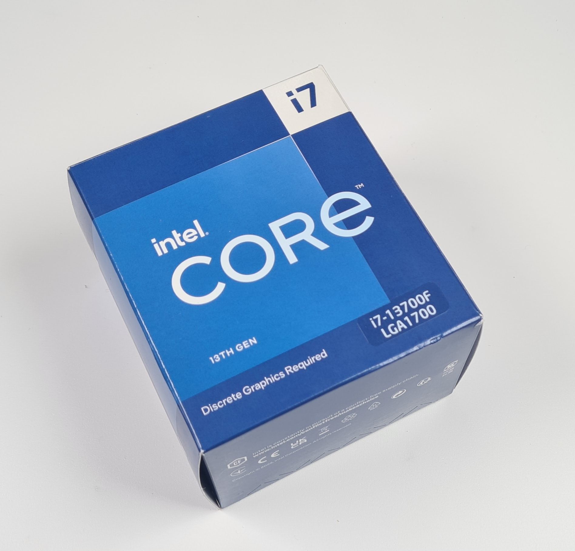 Cooler Intel na procesor (wentylator, chłodnica)