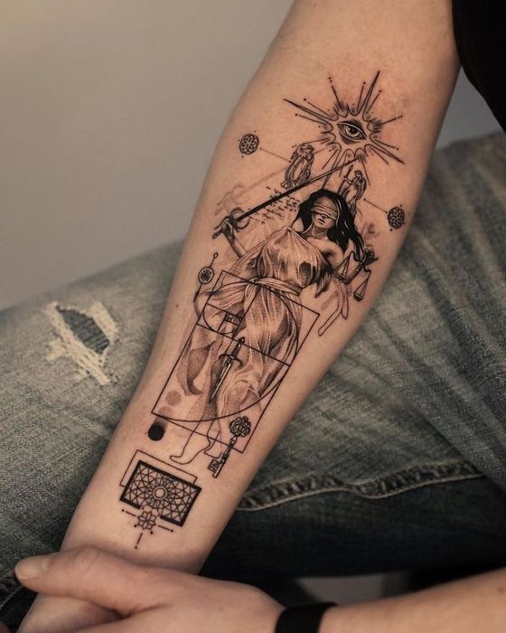 tatoo,Тату мастер,міні тату,патріотичне тату,модель