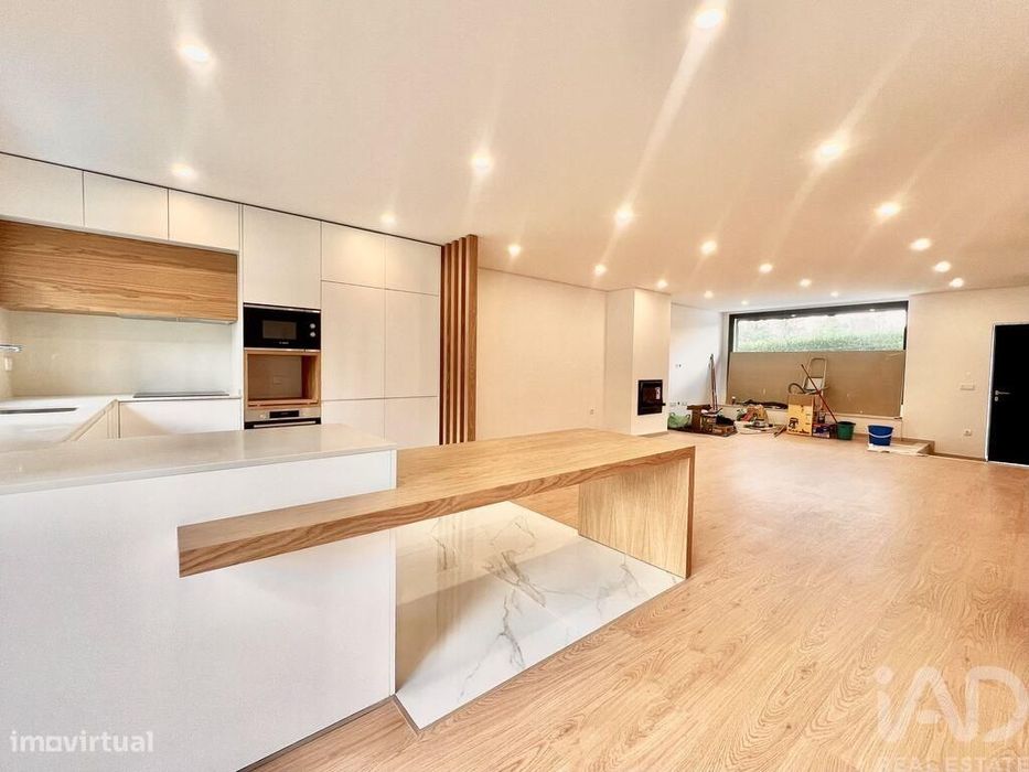 Casa / Villa T3 em Antas e Abade de Vermoim de 246,00 m2