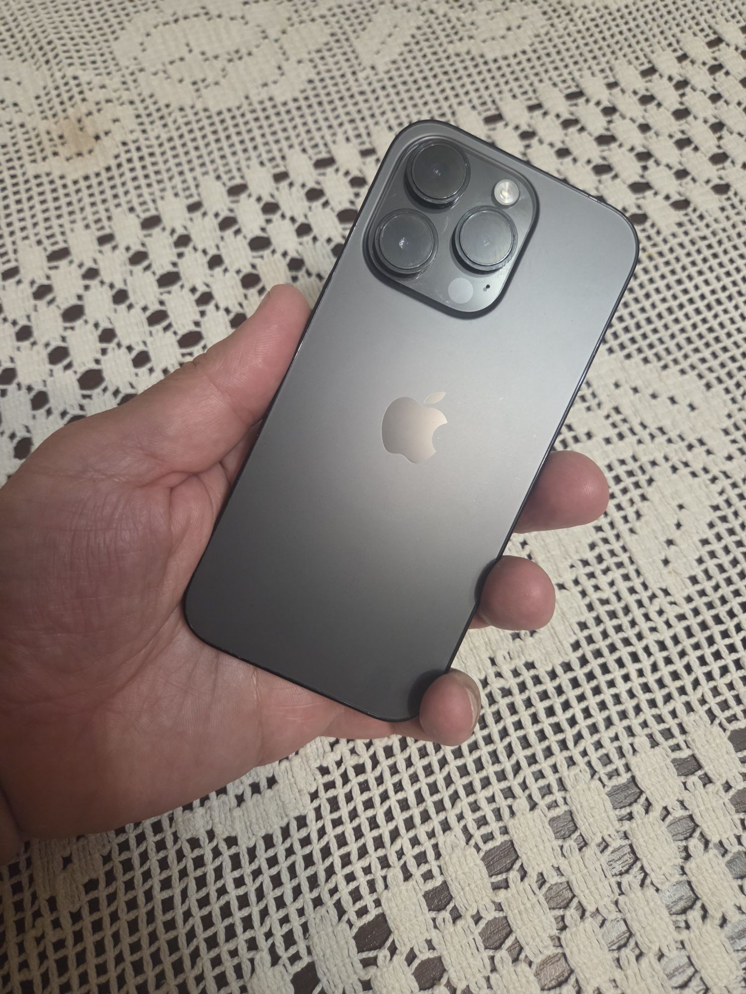 Продам iPhone 14 Pro 1TB