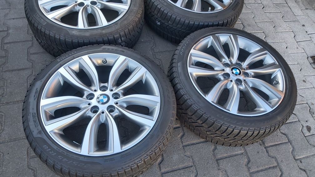 BMW 2     5x112 18  F45 F46   225/45 18 Pirelli Zima