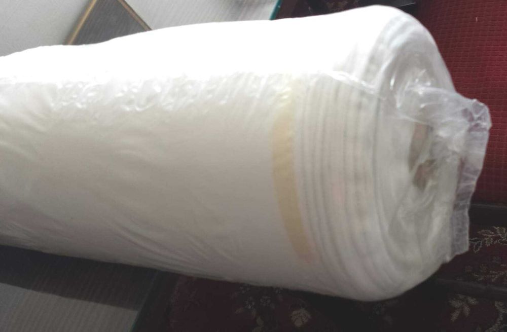 Sprzedam satynę ecru