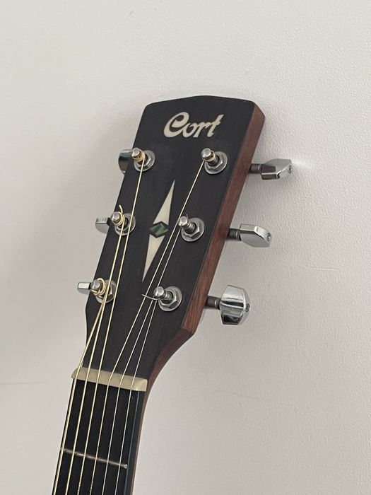 Акустична гітара Cort earth 70 op