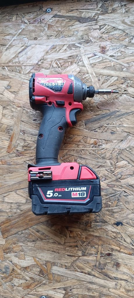 Zakretarka Milwaukee m18 fid2 Aku 5ah