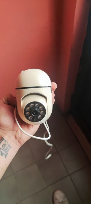 Vendo ou troco Câmara vigilância wifi