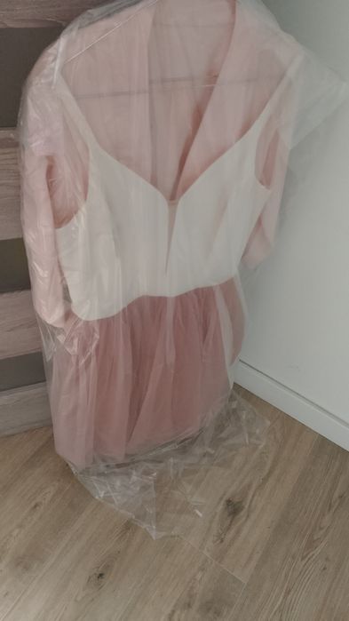 Przepiękna sukienka balowa