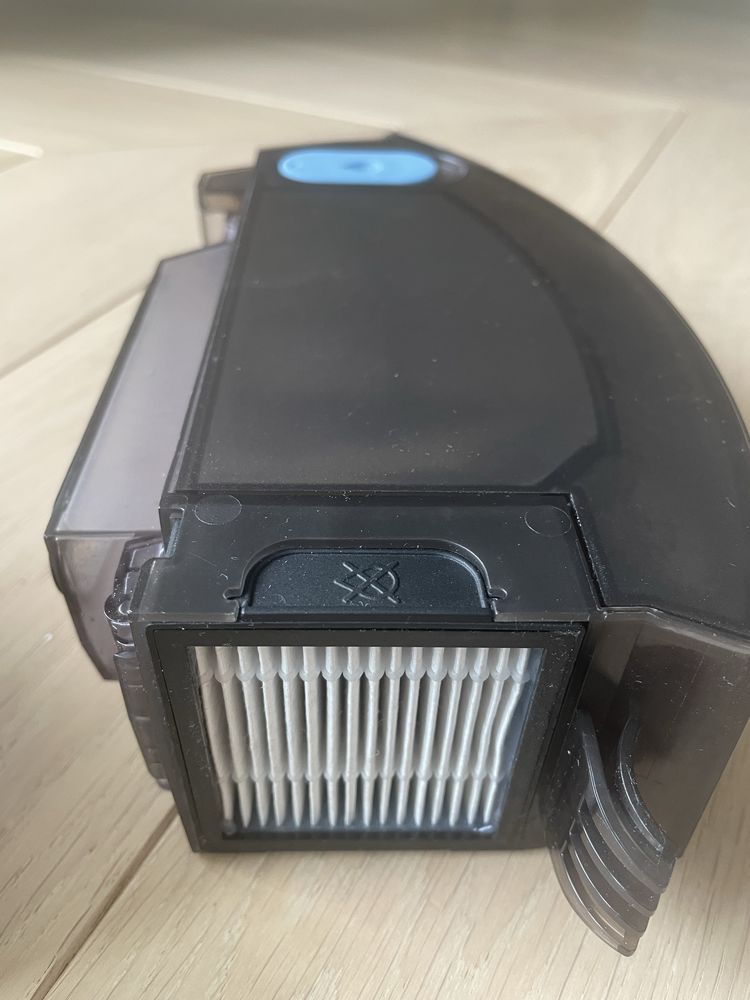 Robot odkurzająco-mopujący iRobot Roomba Combo j9+