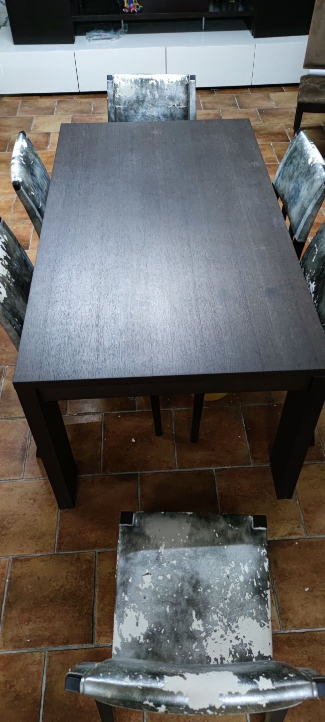 Mesa de jantar extensível