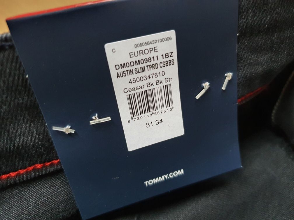 Nowe męskie spodnie Tommy Jeans 31/34