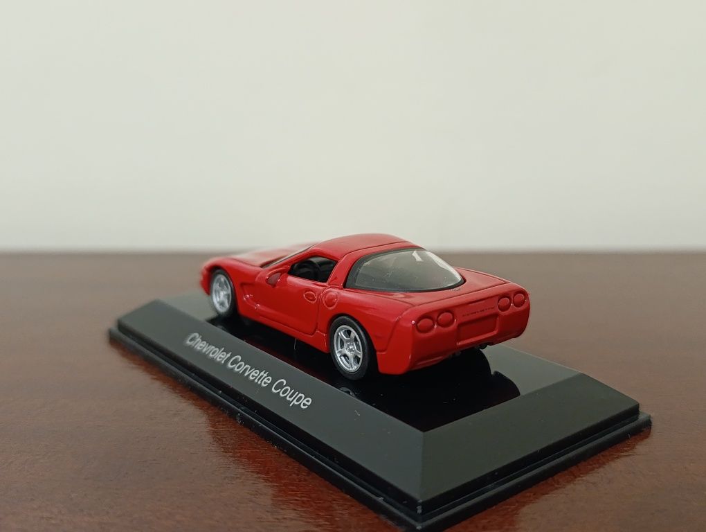 Chevrolet Corvette C5 Coupé 1/64