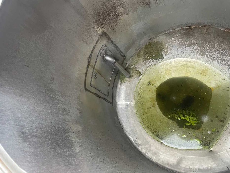 Ємність нержавіюча харчова 2.1 м³ | З утепленням та рубашкою підігріву