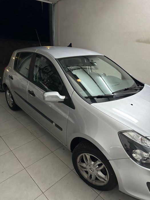 Vendo renault clio