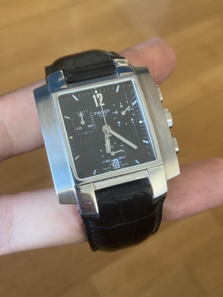 Tissot L875/975K – Chronograph Suíço