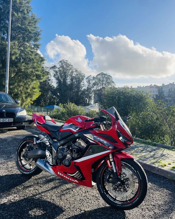 Cbr 650r 35kw (Livrete)
