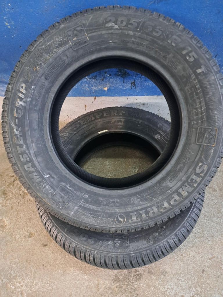 Opony 205/65R15 SEMPERIT