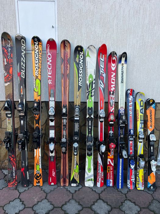 Продам лижі. Привезені з Німеччини в доброму стані.