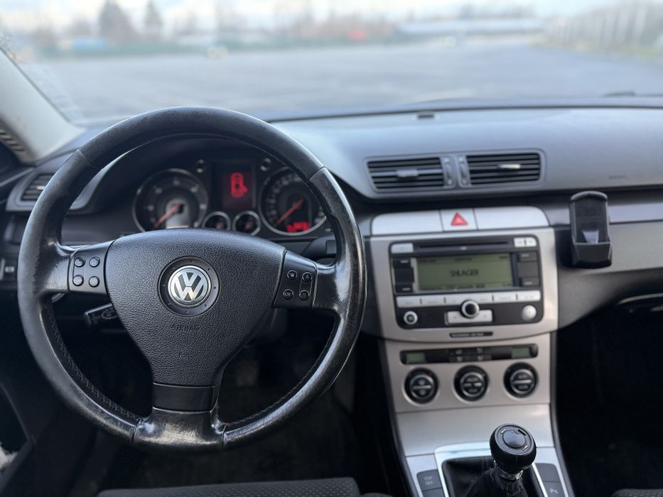 Пасат Б6 1.9TDI нерозмитнений