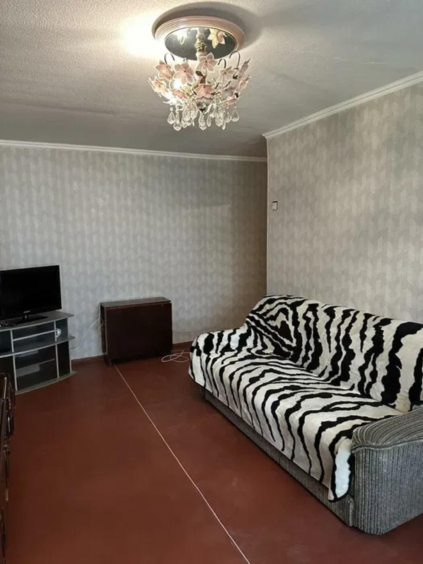 Продам 2-комнатную квартиру на ул. Нескоренных, метро Салтовка