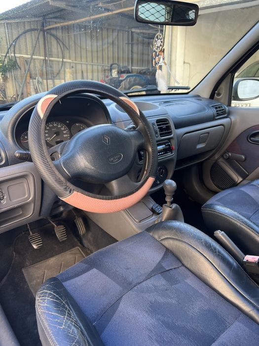 Renault Clio 2000