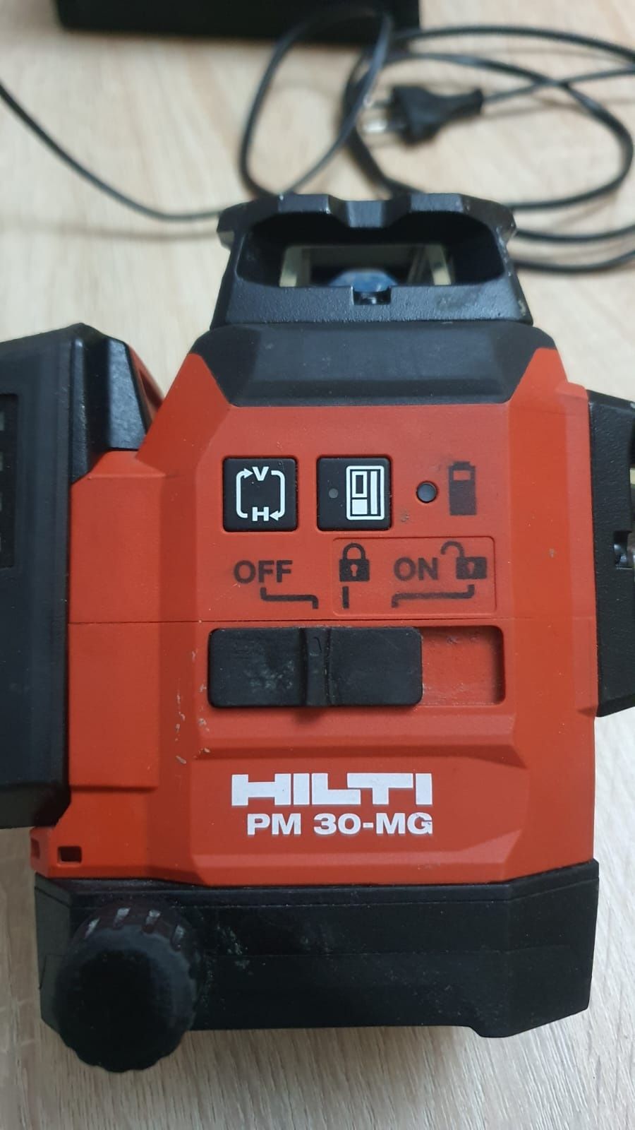 Laser liniowy HILTI PM 30-MG