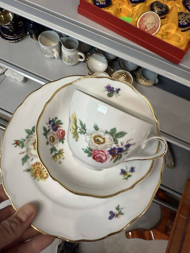Serwis porcelanowy Tirschenreuth śniadanie herbata kawa kwiaty 1573