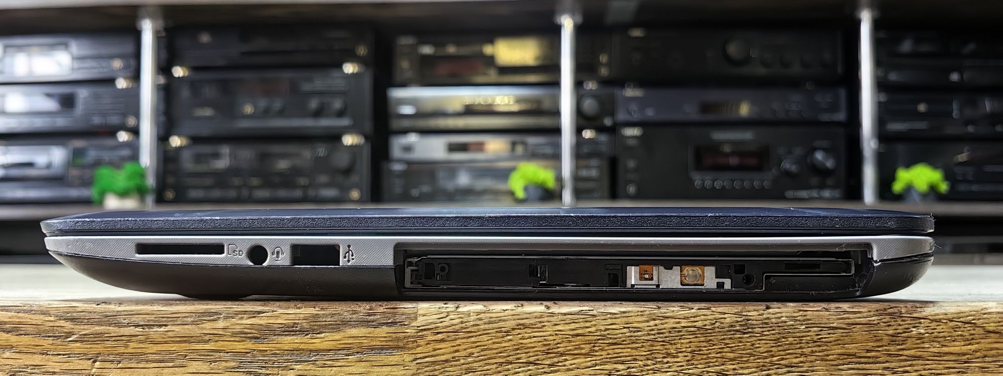 Ноутбук Asus R558U/i5-6200U/Ram 4Gb/HDD No/Video 2Gb