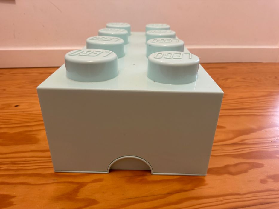 Caixa para guardar LEGO verde agua