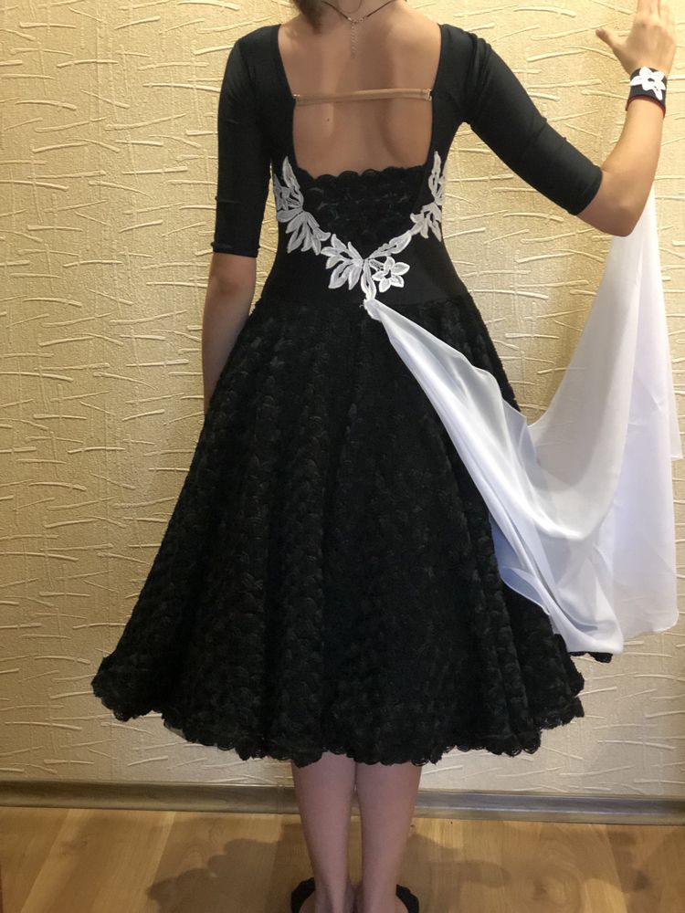 Бальне плаття