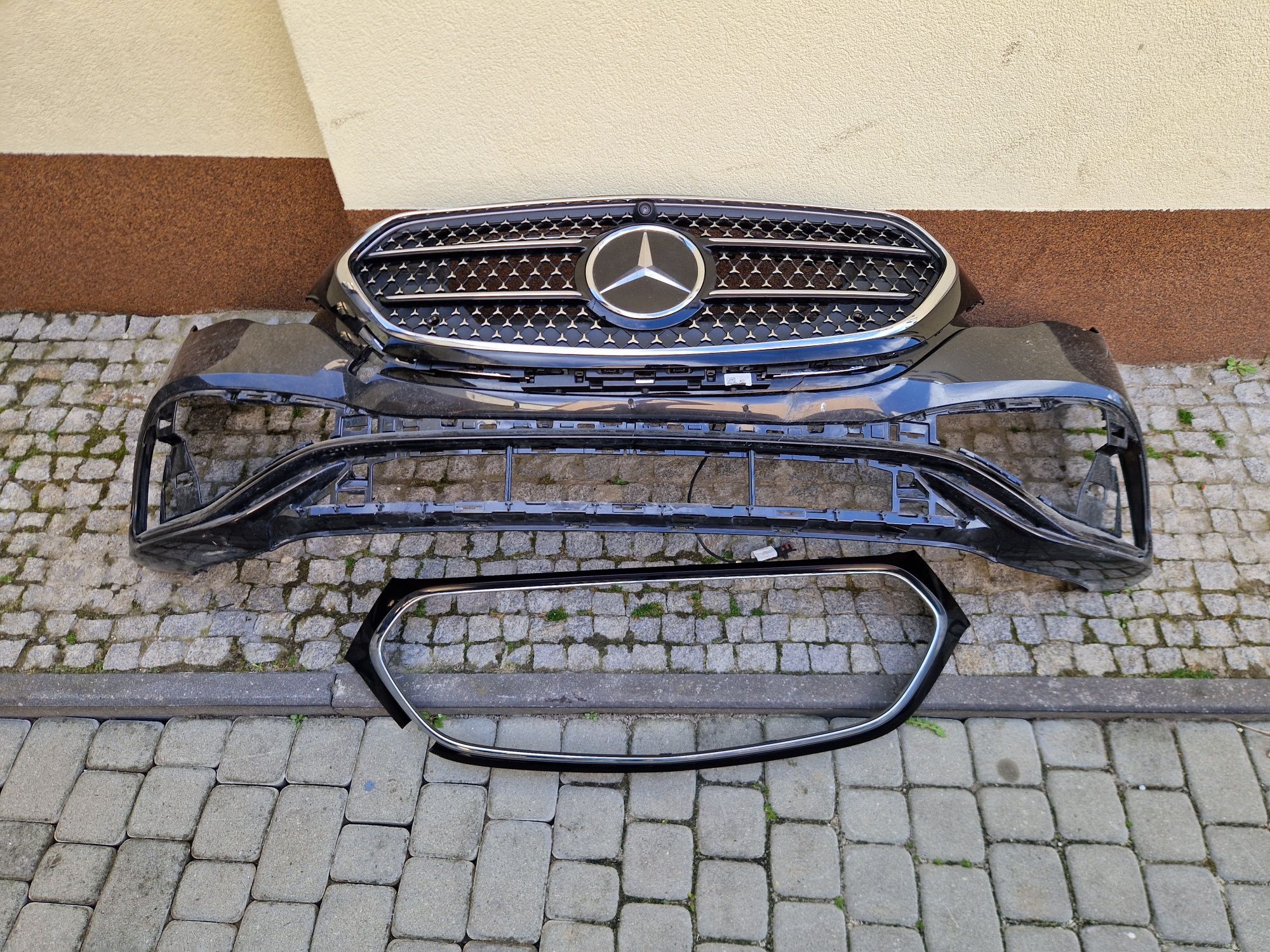 Zderzak Mercedes E klasa W-214 AMG 23
