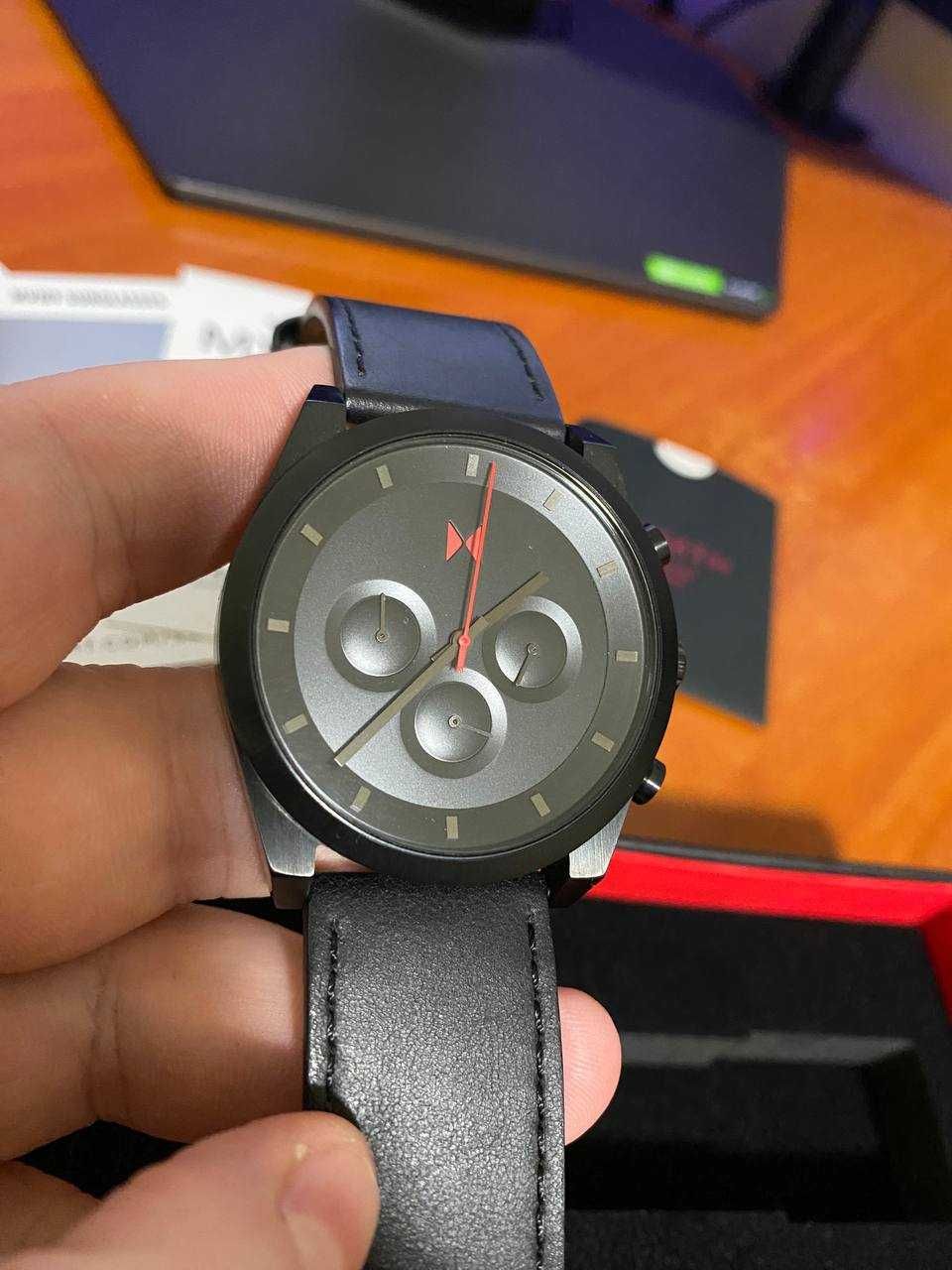 Годинник MVMT ELEMENT black/red (оригінал, б/в)