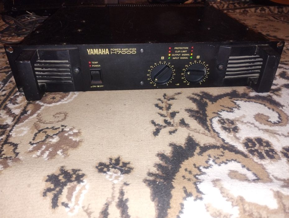 Усилитель мощности Yamaha H7000 2 x 950W 4 Ом,  Мост 1900W 8 Ом