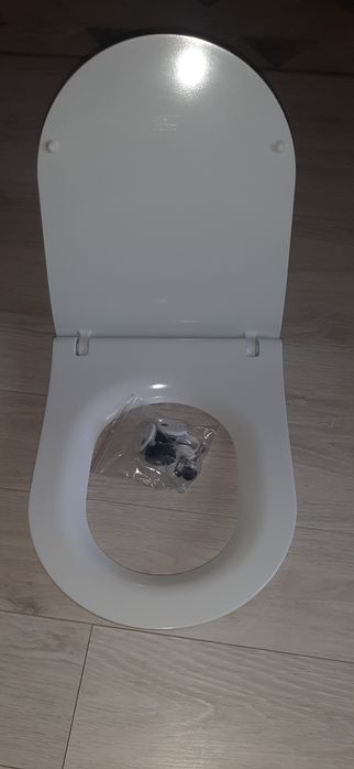 Deska sedesowa City Oval slim Cersanit