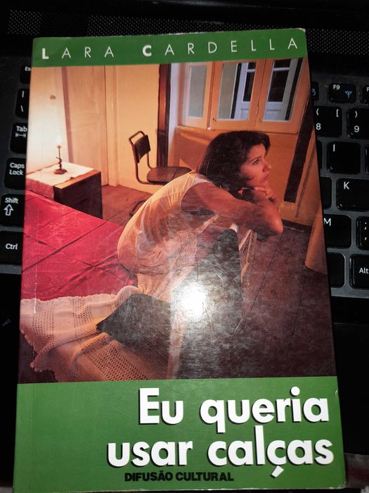 Eu queria usar calças Lara Cardella