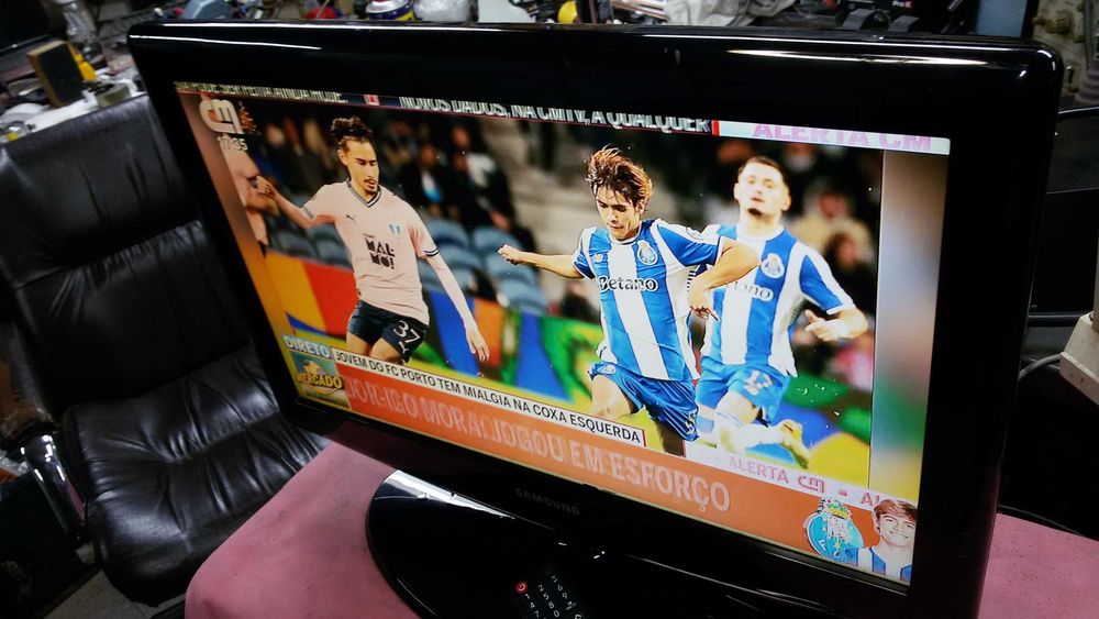 tv lcd samsung le23r81b