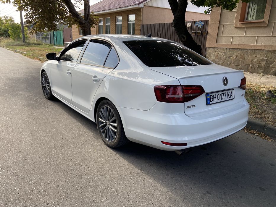 Volkswagen Jetta 2016 рік 1.8 tsi