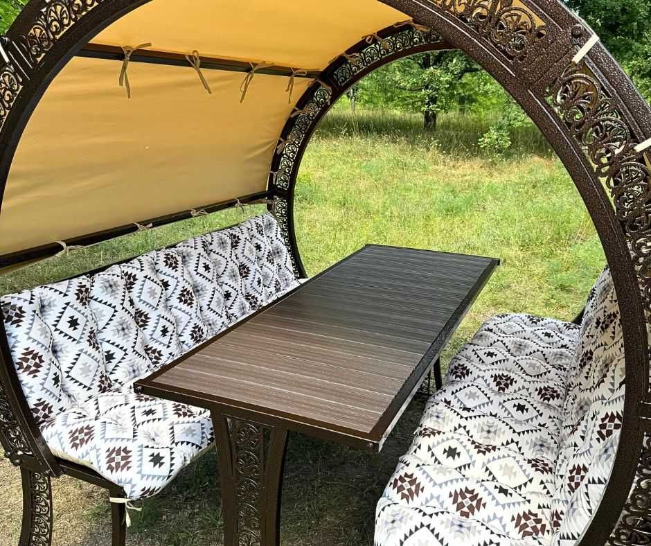 Садова металева альтанка зі столом і лавками (подушки в комплекті)
