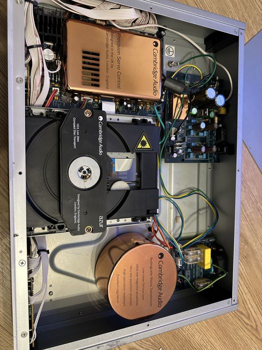 Modyfikowany Cambridge Audio azur 640C