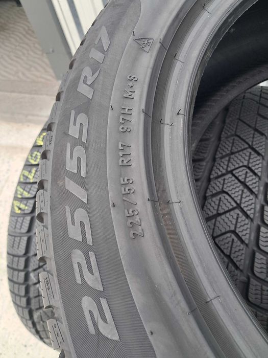 Резина зима 90% протектор Pirelli 225/55 R17 Sottozero 3 Audi A6 BMW 5
