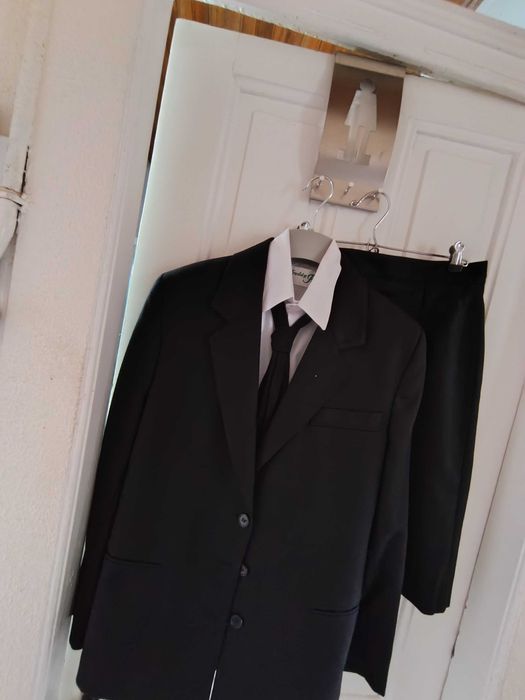 Traje académico  como novo