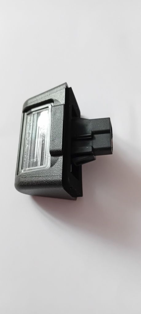 Oświetlenie tablicy rejestracyjnej lampka FORD