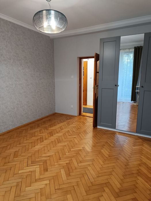 Mieszkanie 60 m2 Pierwsze piętro