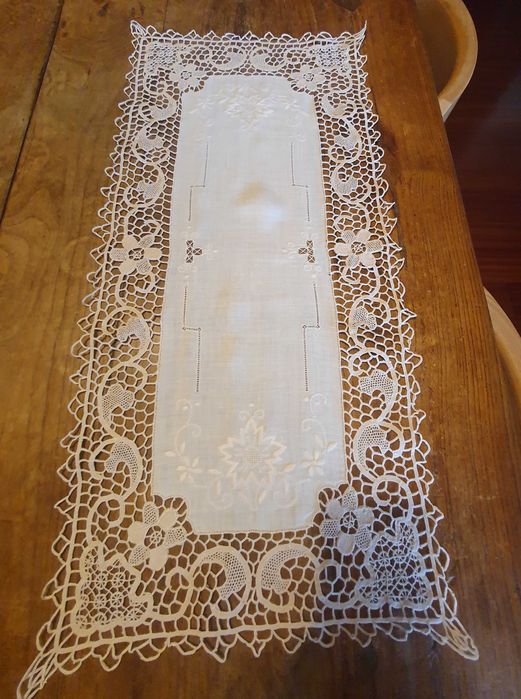 Naperon bordado Burano