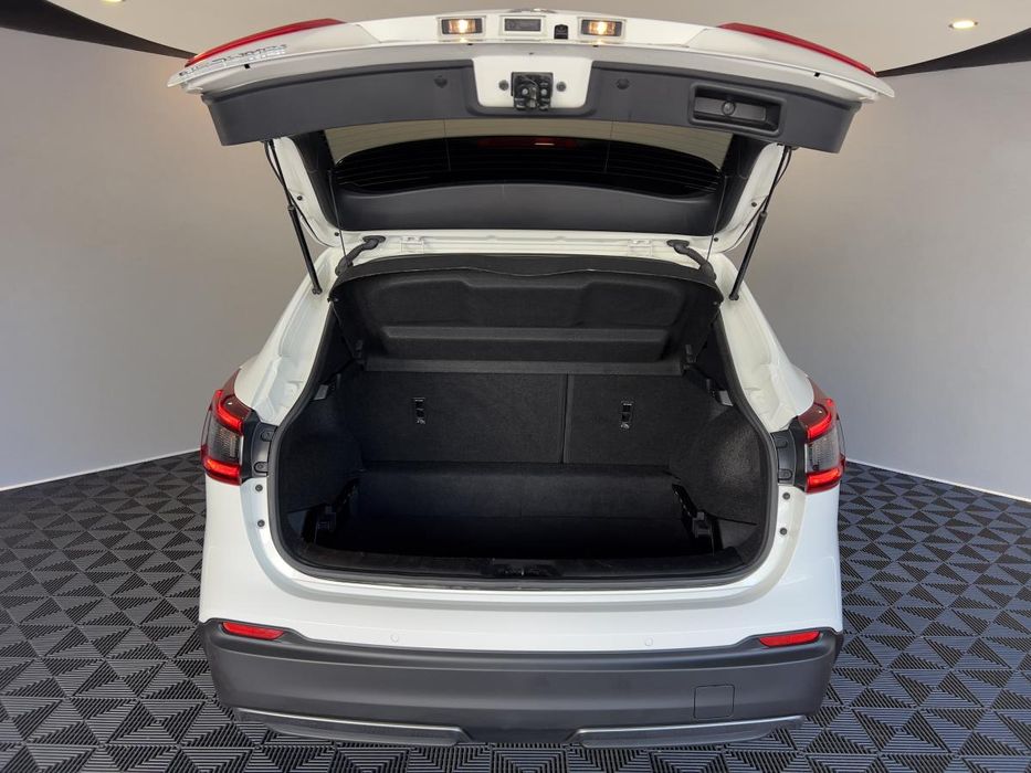 Nissan Qashqai 1.5 dCi N-Connecta 18